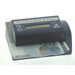 Rilevatore di banconote false