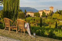 In Collio per ammirare i colori del foliage, gustare i sapori dell’autunno e dormire fra le vigne al Castello di Spessa Resort di Capriva del Friuli